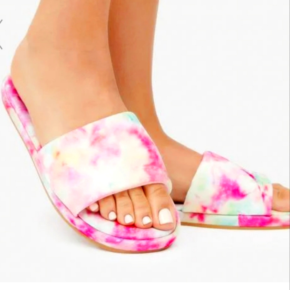 Tie Dye Slides🎀